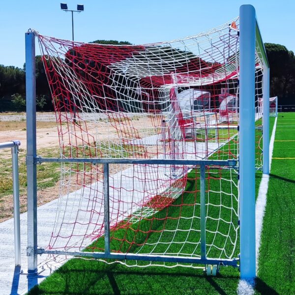 JUEGO PORTERIAS ALUMINIO FUTBOL 11  120X100 ABATIBLES CON ARQUILLOS GALVANIZADOS EN CALIENTE - Imagen 3