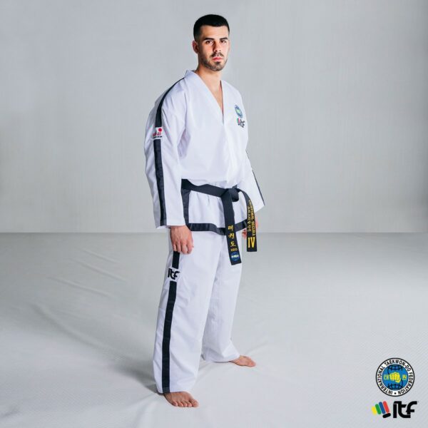 Dobok ITF Approved ProWear Instructor. 6 TAEKWONDO