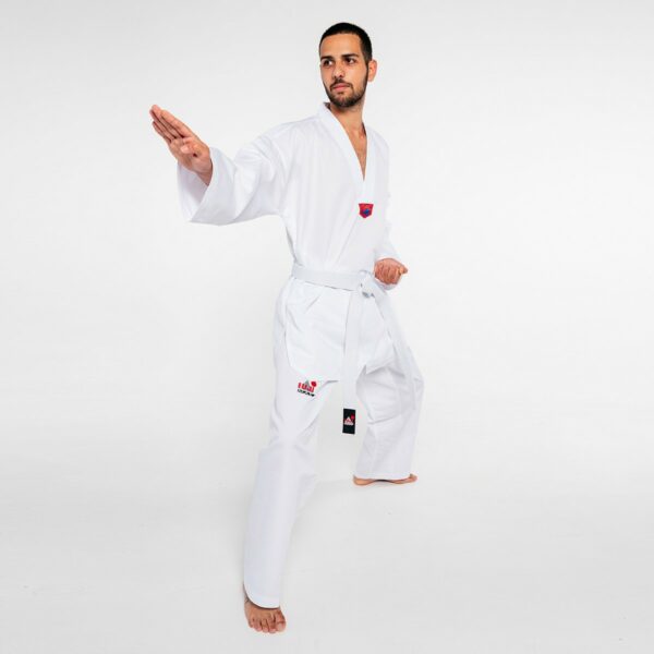 Dobok WT Training. 3 TAEKWONDO