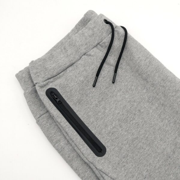 Pantalón Fleece RLTD. Gris. L - Imagen 4