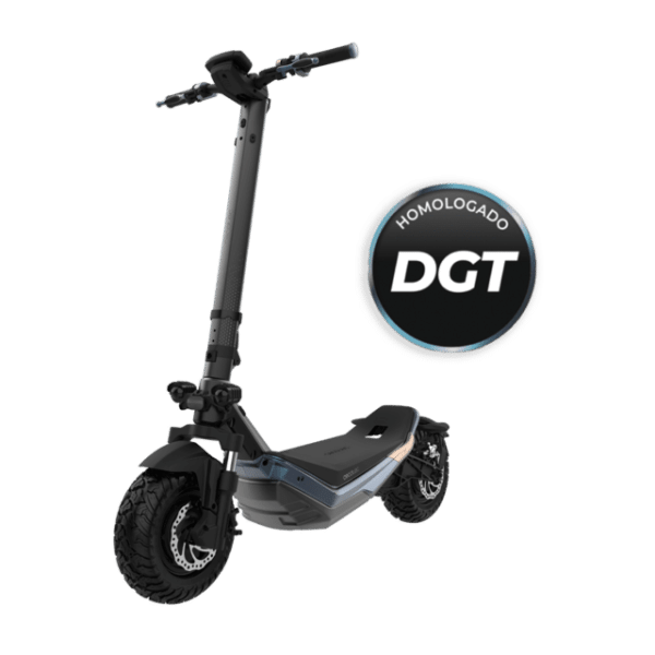 Bongo serie doble Z75 Patinete eléctrico con doble motor de 2200 W (500 W+500 W nominal) y autonomía de 75 km. Ruedas de 10,5” y doble suspensión. Cumple con todos los requisitos de la nueva normativa española de circulación