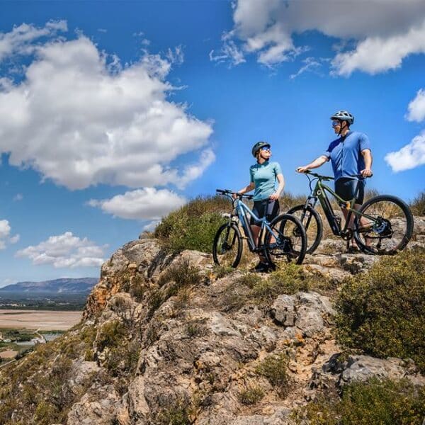 Mountain Supreme Bicicleta eléctrica de montaña 29", con 120Km de autonomía , doble suspensión, cambio Shimano Cues de 10 velocidades y doble disco de freno hidráulico Tektro preguntar stock. - Imagen 2