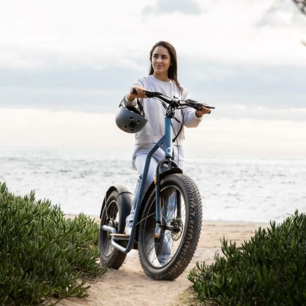 Bicinete Fat Bicinete eléctrico con motor de 1300 W (1000 W nominal) y autonomía de 60 km. Rueda Fat trasera de 20" y delantera de 26". Cumple con todos los requisitos de la nueva normativa española de circulación. preguntar stock - Imagen 7