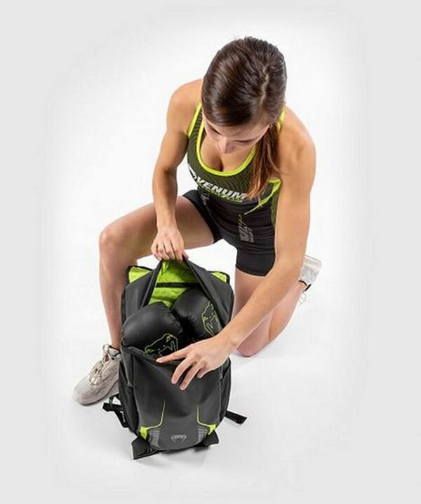 Venum Training Camp 3.0 Backpack Turtle Negro-Gris MOCHILA, BOLSA - Imagen 3