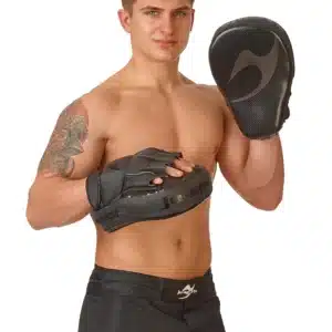MITT CURVO ASSASSIN NEGRO JUSPORTS
