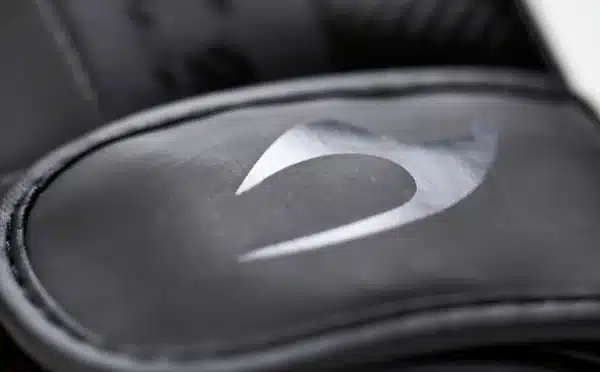 GUANTES MMA SPARRING "ASSASIN" CARBÓN JUSPORTS - Imagen 7