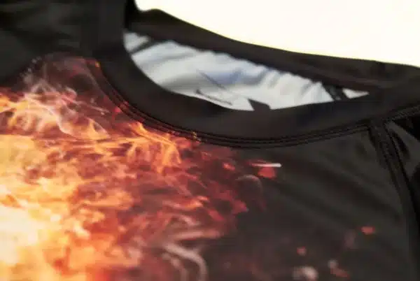 SET RASHGUARD + LEGGINGS "DARK LINE" JUSPORTS - Imagen 5