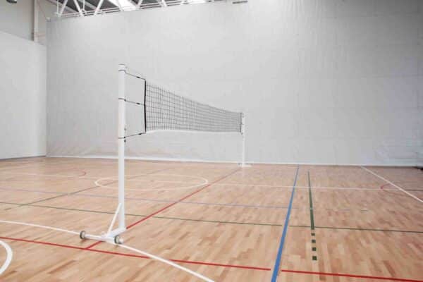 Juego postes voleibol de aluminio de Ø 90 mm en forma de L