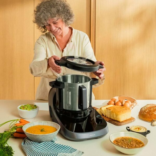 Mambo CooKing Total Gourmet Robot de cocina multifunción con dispensador de alimentos. 2200 W, 45 Funciones, Miles de Recetas Guiadas, Jarra Unique de 4,5L y Jarra Victory de 4,5L, Accesorios - Imagen 3