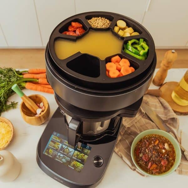 Mambo CooKing Total Gourmet Robot de cocina multifunción con dispensador de alimentos. 2200 W, 45 Funciones, Miles de Recetas Guiadas, Jarra Unique de 4,5L y Jarra Victory de 4,5L, Accesorios - Imagen 7