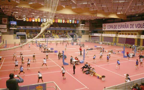 Protecciones para postes de voleibol anclados - Imagen 4