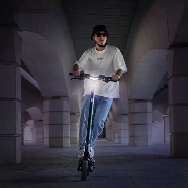 Bongo Serie Y65 Patinete eléctrico con motor de 1200 W (500 W nominal) y autonomía de 65 km. Ruedas de 10” y doble suspensión. Cumple con todos los requisitos de la nueva normativa española de circulación - Imagen 6
