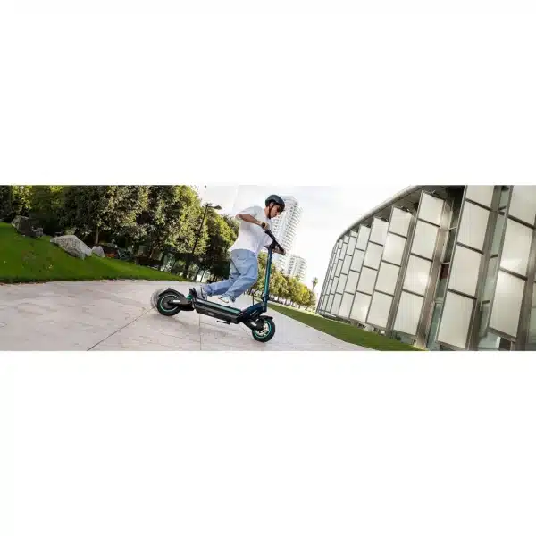 Bongo Serie Y65 Patinete eléctrico con motor de 1200 W (500 W nominal) y autonomía de 65 km. Ruedas de 10” y doble suspensión. Cumple con todos los requisitos de la nueva normativa española de circulación - Imagen 2