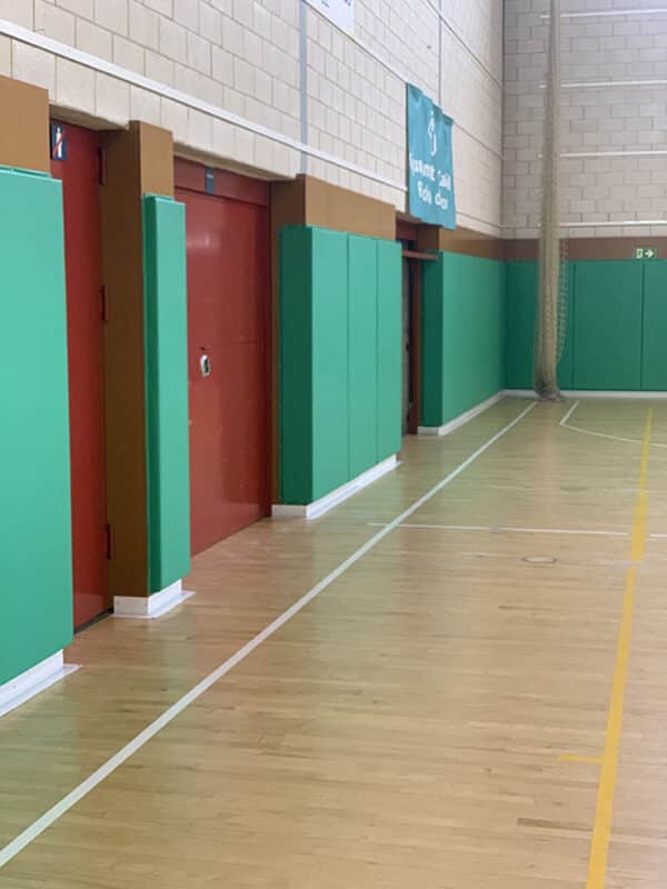 Protección de la pared del pabellón DEPORTIVO - Imagen 3