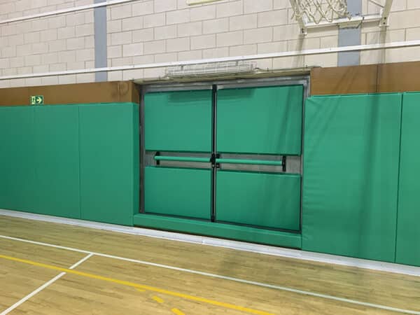 Protección de la pared del pabellón DEPORTIVO - Imagen 2