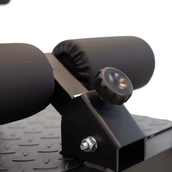 Squat Machine BH Fitness: banco Squat para sentadillas para tarabjo cuádriceps, glúteos y ejercicios lumbares - Imagen 4