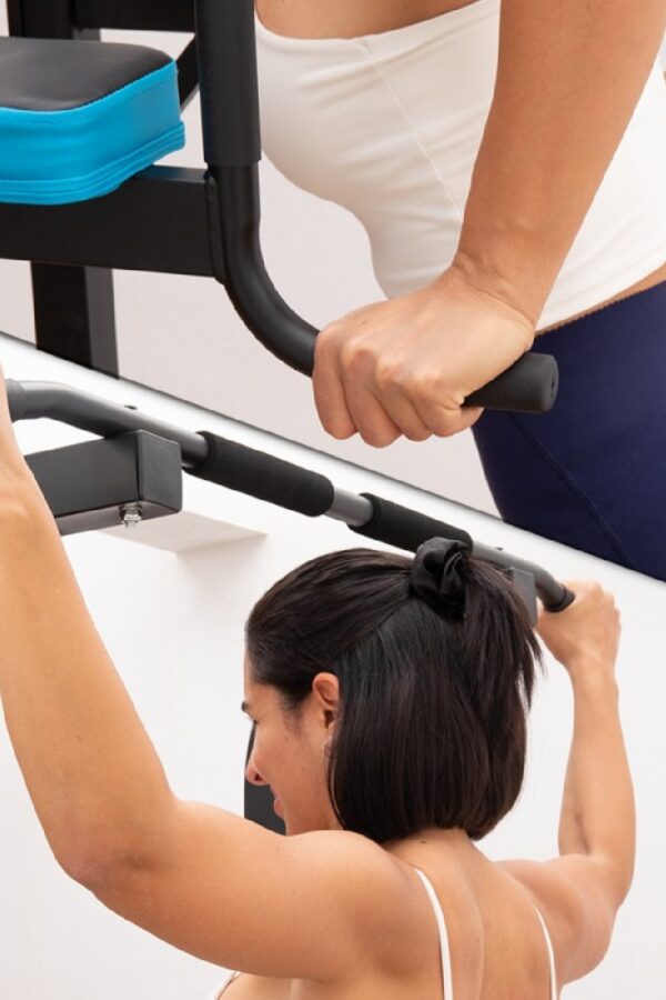 Drumfit PullUps 4000 Power tower. Multiestación de musculación. Torre de dominadas y fondos. Acolchado y con agarres antideslizantes. Altura ajustable. Máximo peso 120 kg. - Imagen 2
