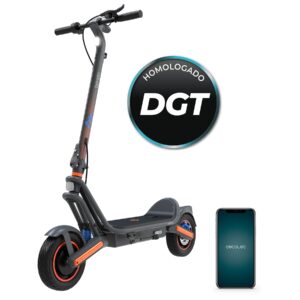 Bongo GS65 2x2 XXL Connected Patinete eléctrico con base ultrawide, doble suspensión, doble motor, potencia máxima de 1000W y neumáticos de 10" que permite desplazarse cómodamente por cualquier superficie. Con autonomía de hasta 65 km. Cumple con todos los requisitos de la normativa española de circulación. (DGT)