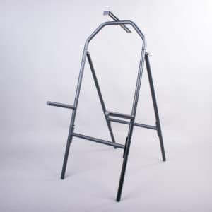 SOPORTE METÁLICO ALTO PARA ESTANTE DE TIRO CON ARCO