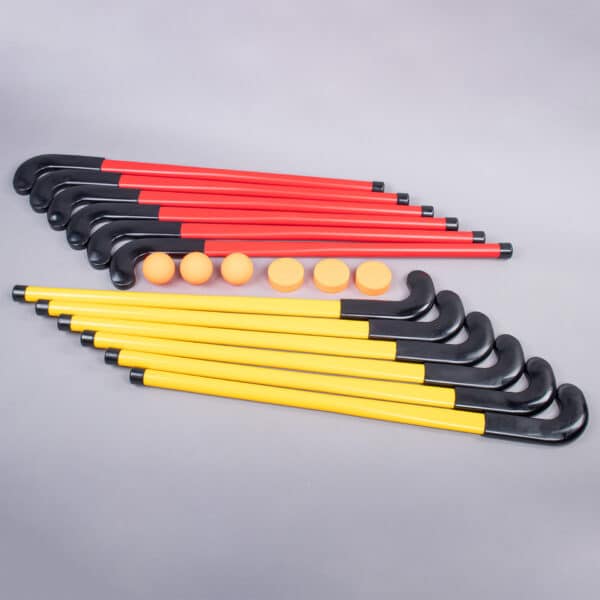 KIT HOCKEY 12 PALOS DE PVC Y GOMA + 3 BOLAS + 3 PUCKS - Imagen 3
